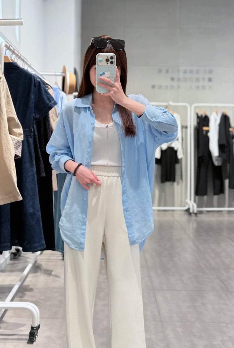 màu xanh dương mặc với màu gì