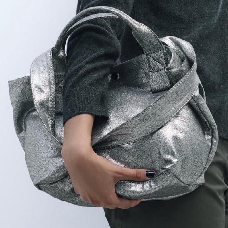 Phụ Kiện Metallic