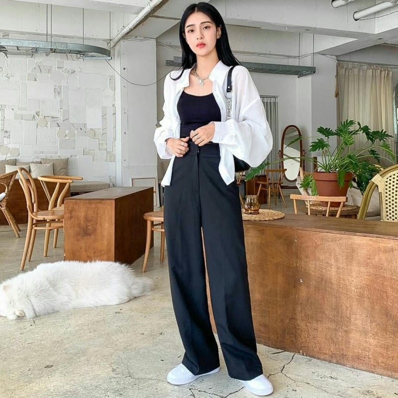 Áo 2 dây + Quần culottes + Sandal quai mảnh