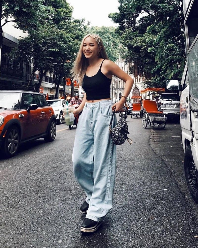 mix đồ với áo 2 dây