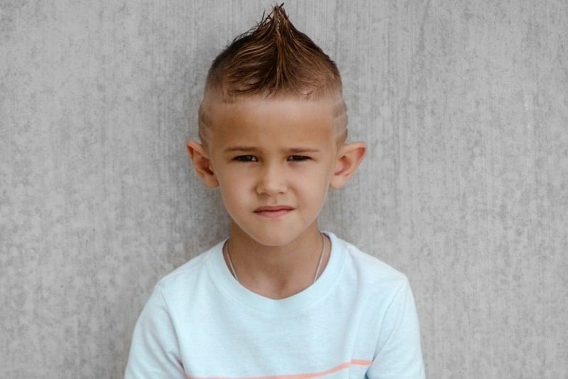 Tóc Mohawk cho bé trai