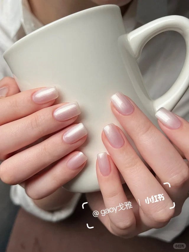 các màu sơn móng tay được ưa chuộng