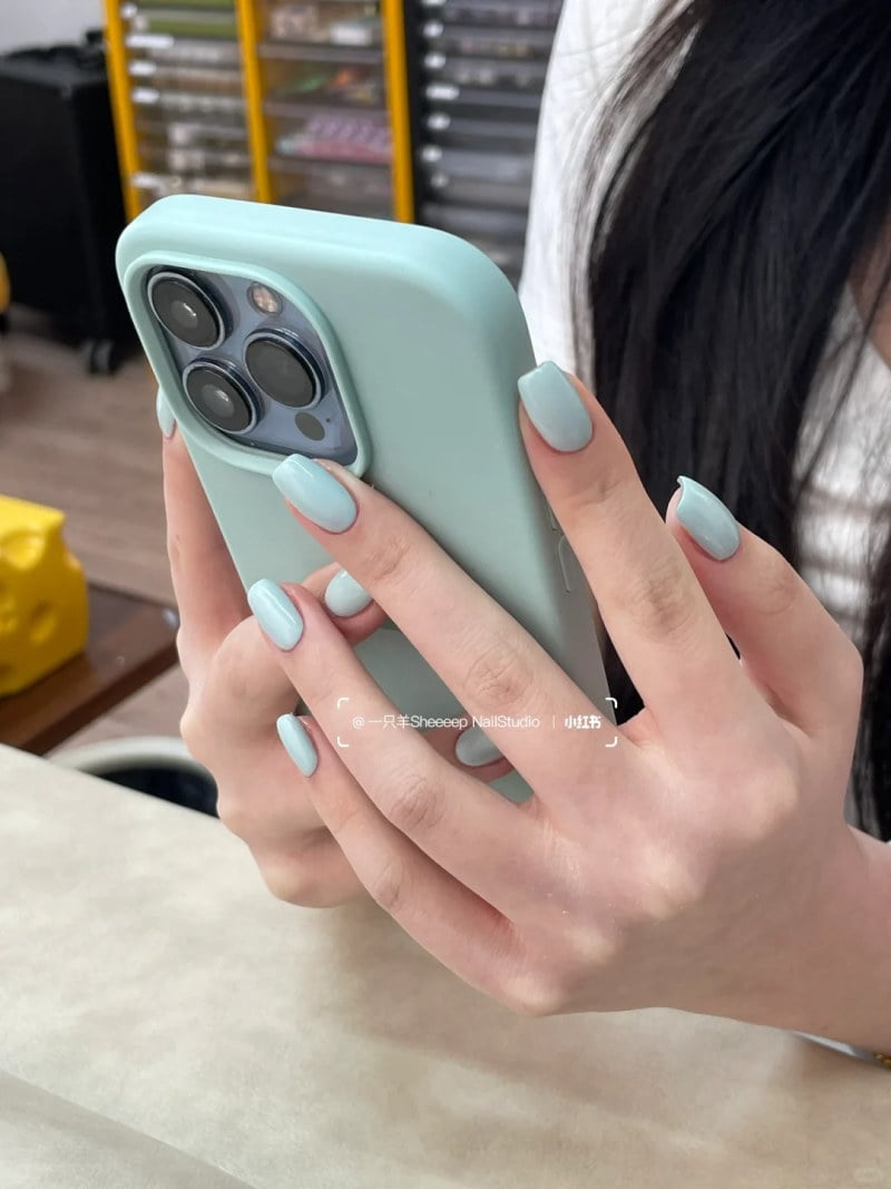 các màu sơn móng tay được ưa chuộng