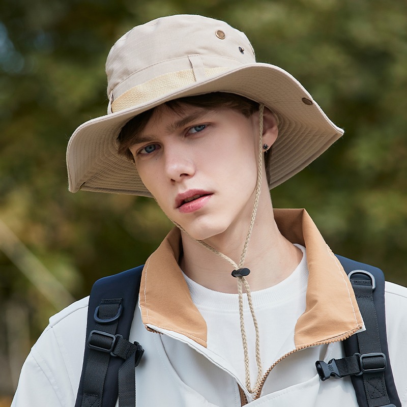 Tại sao mũ trekking là vật dụng 