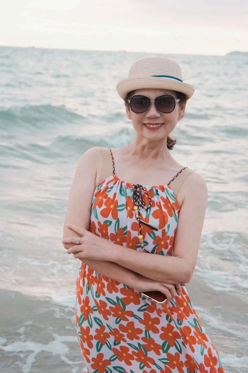 váy đi biển cho người trung niên