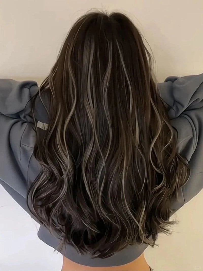 tóc đen móc light màu gì đẹp