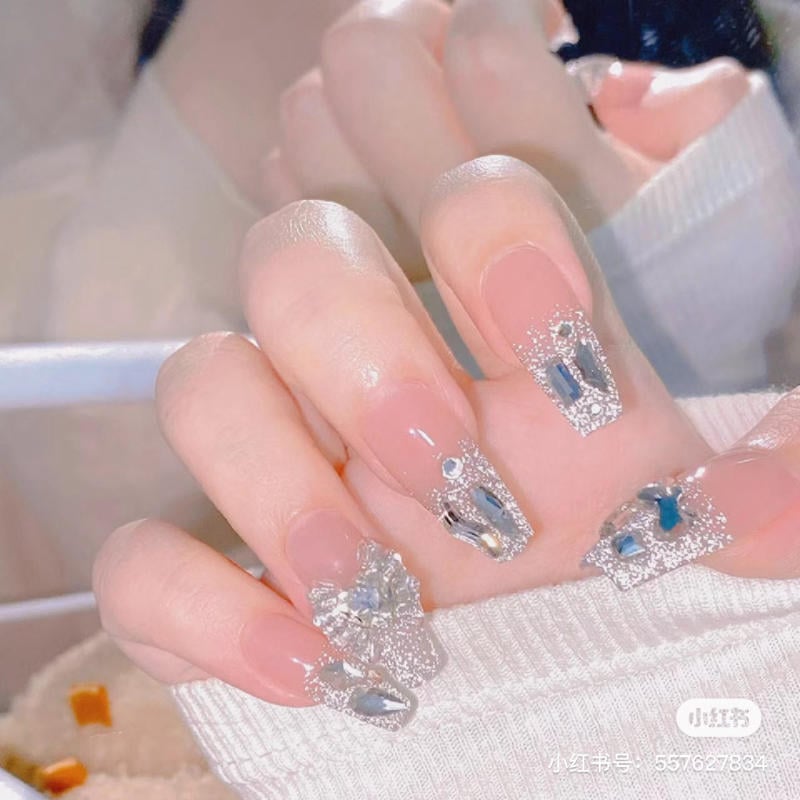 mẫu nail cô dâu