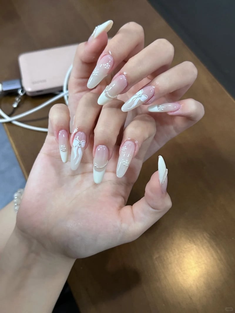 nail đính nơ