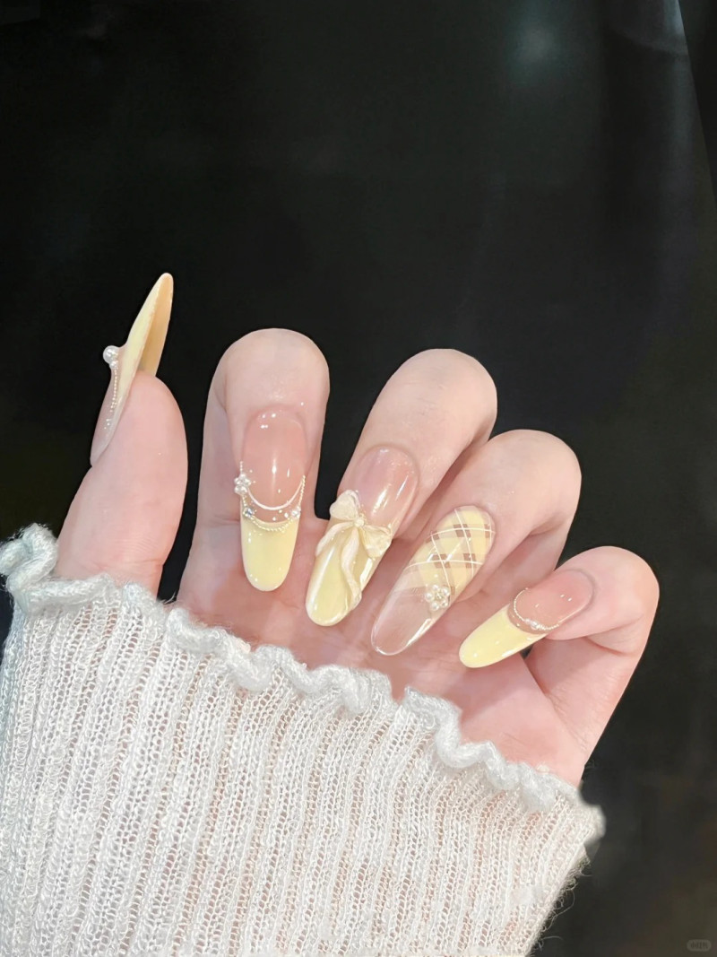 nail đính nơ