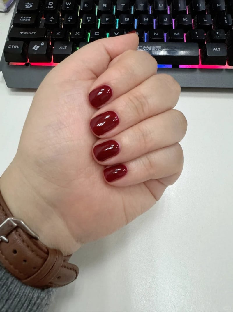 nail màu đỏ đô