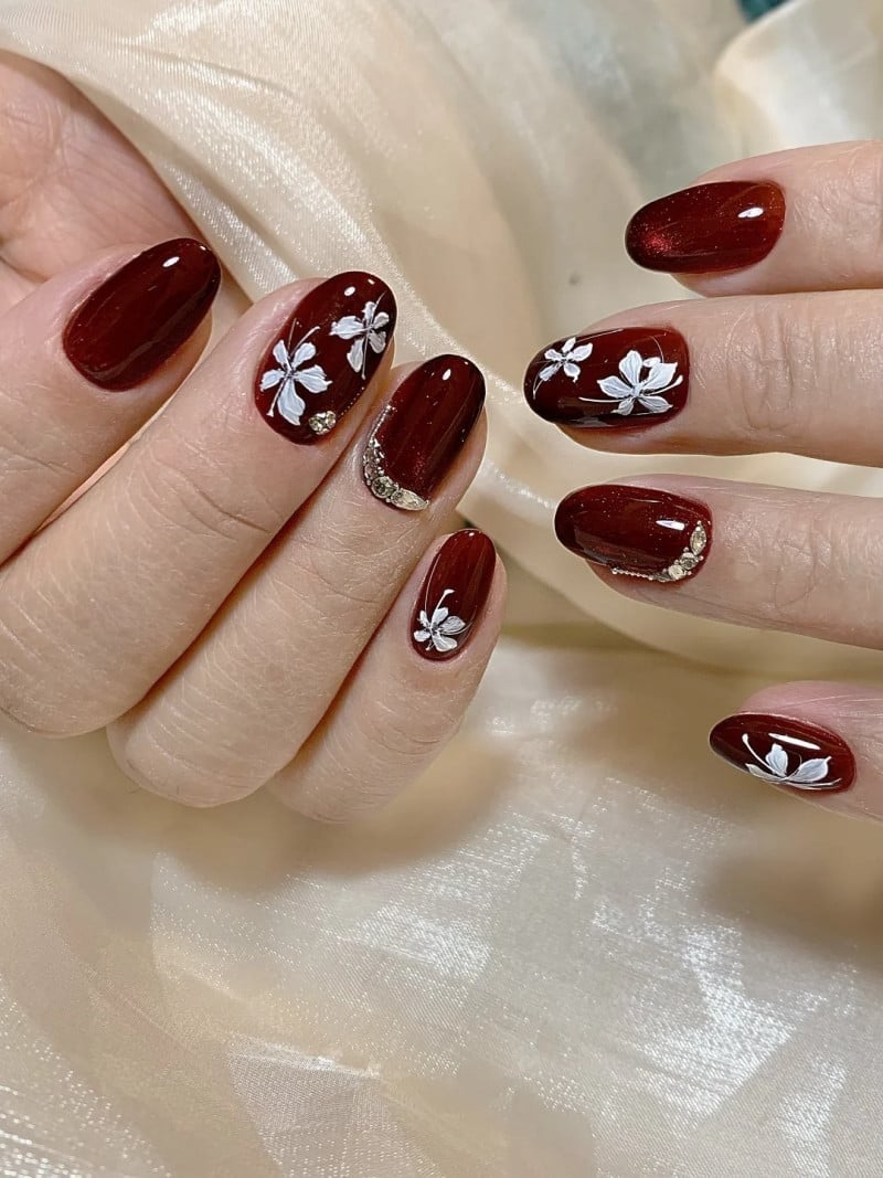 Màu Đỏ Rượu Vang