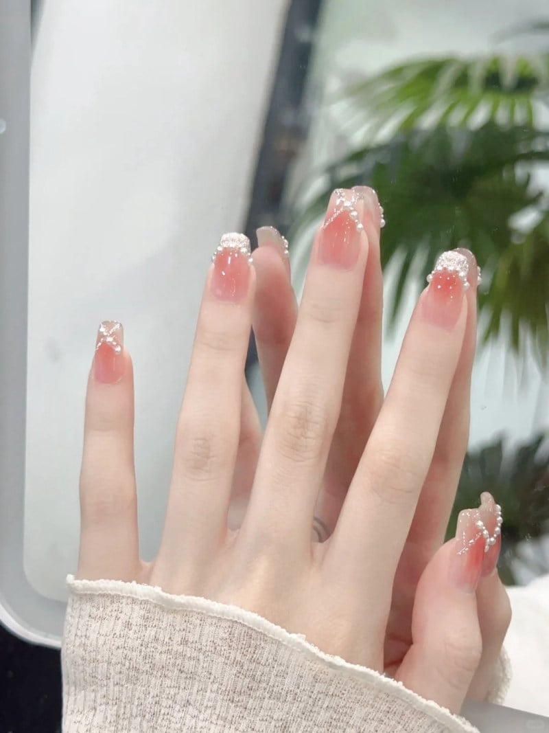 nail màu hồng thạch