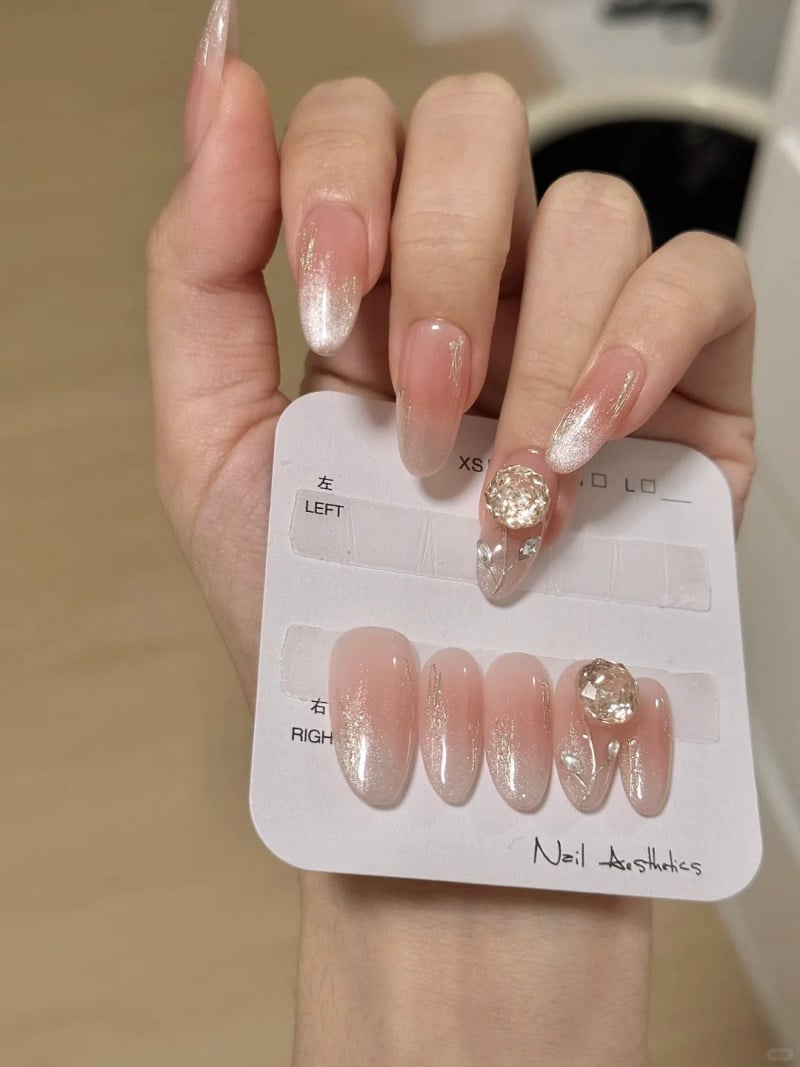 nail màu hồng thạch