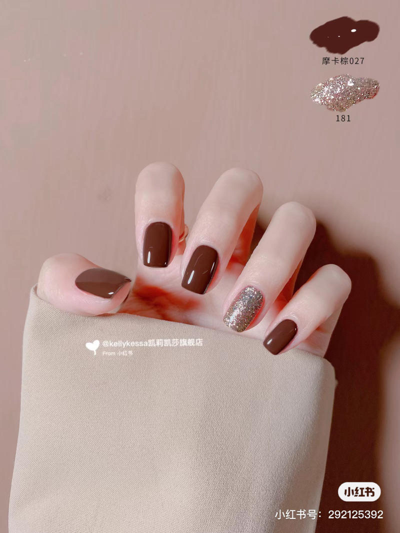 mẫu nail màu nâu