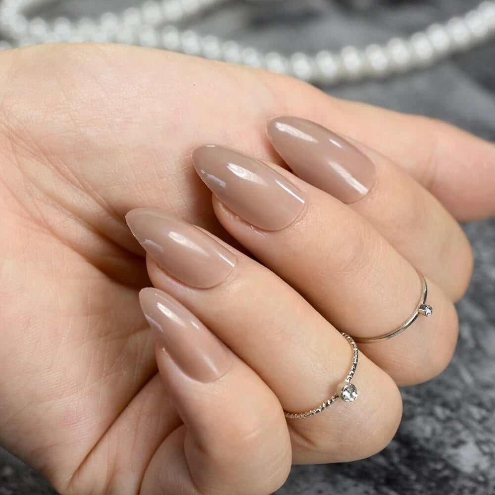 Kiểu Pháp Viền Mảnh hoặc Màu