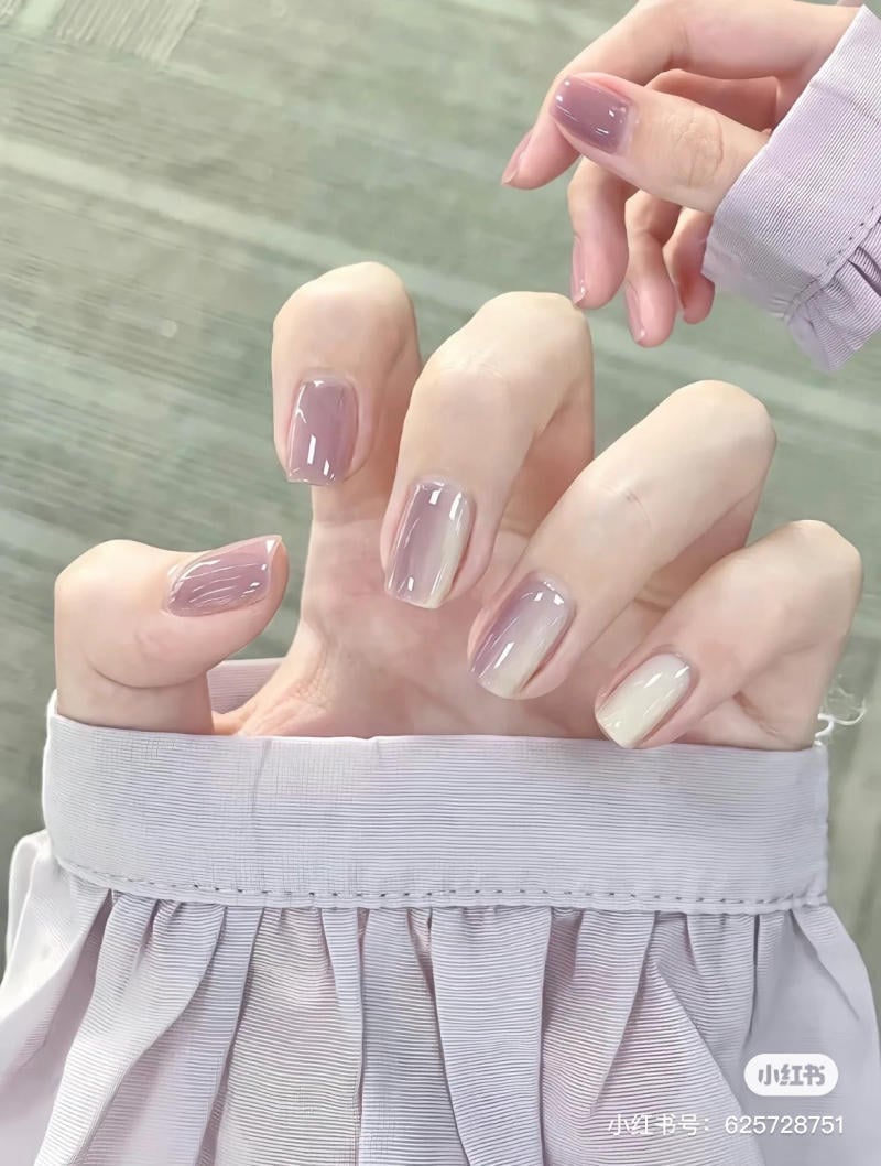 nail màu tím