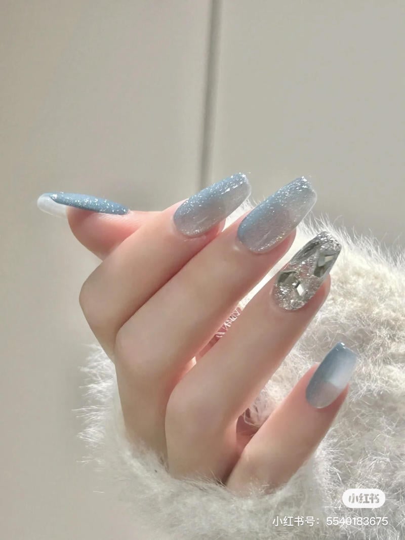 99+ Mẫu nail màu xanh dương nhạt nhẹ nhàng, xinh xắn HOT TREND – Cardina