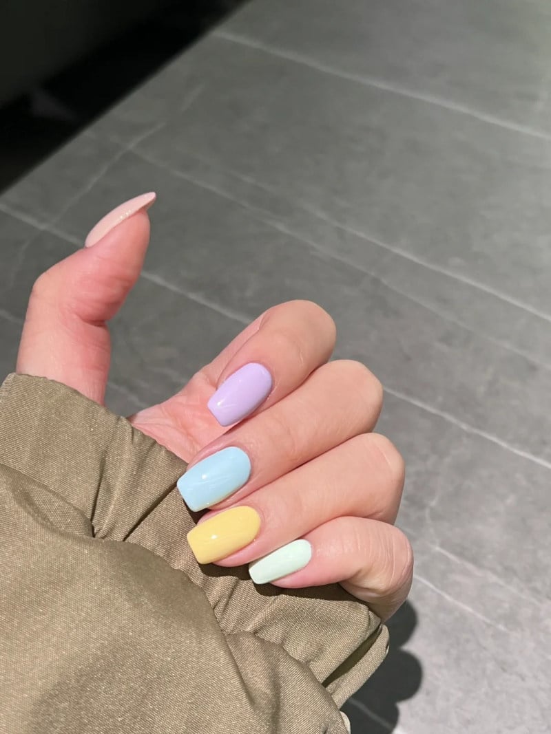 nail nhiều màu