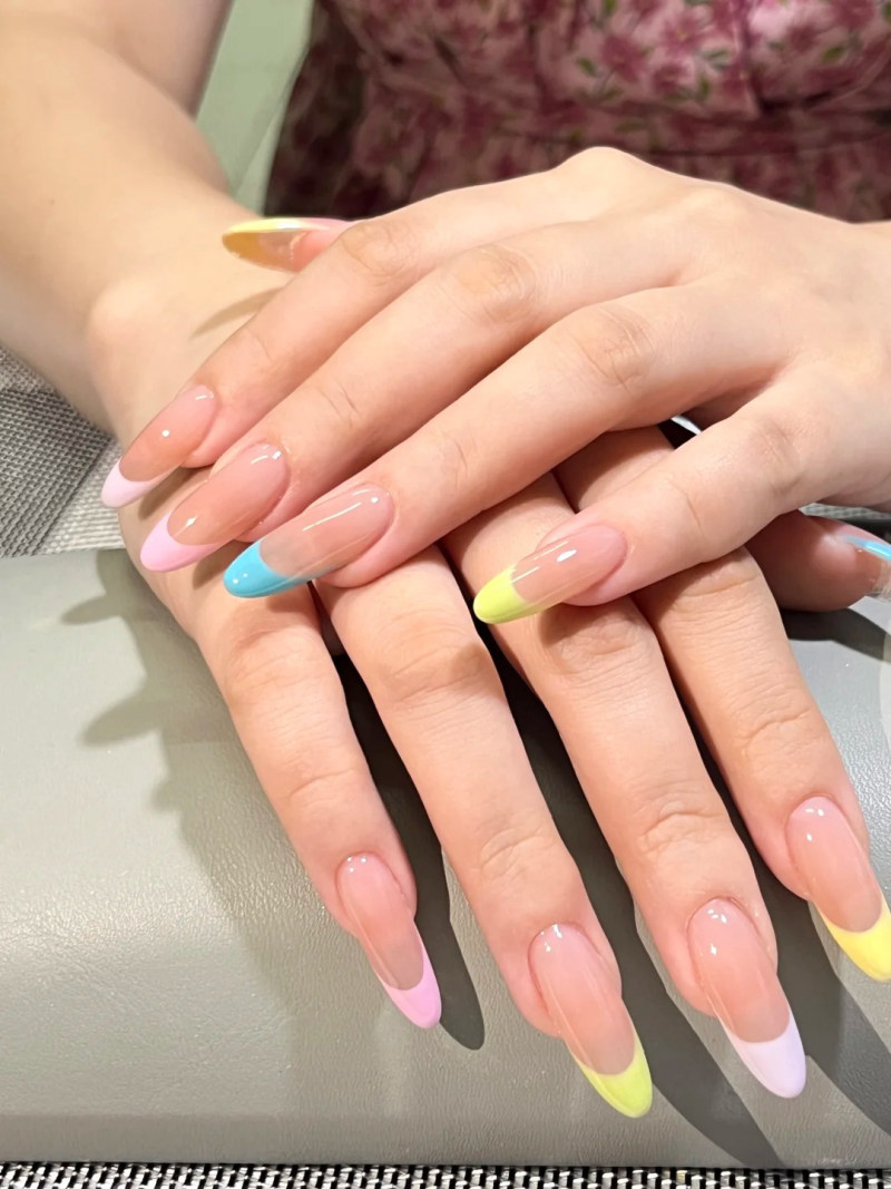 nail nhiều màu