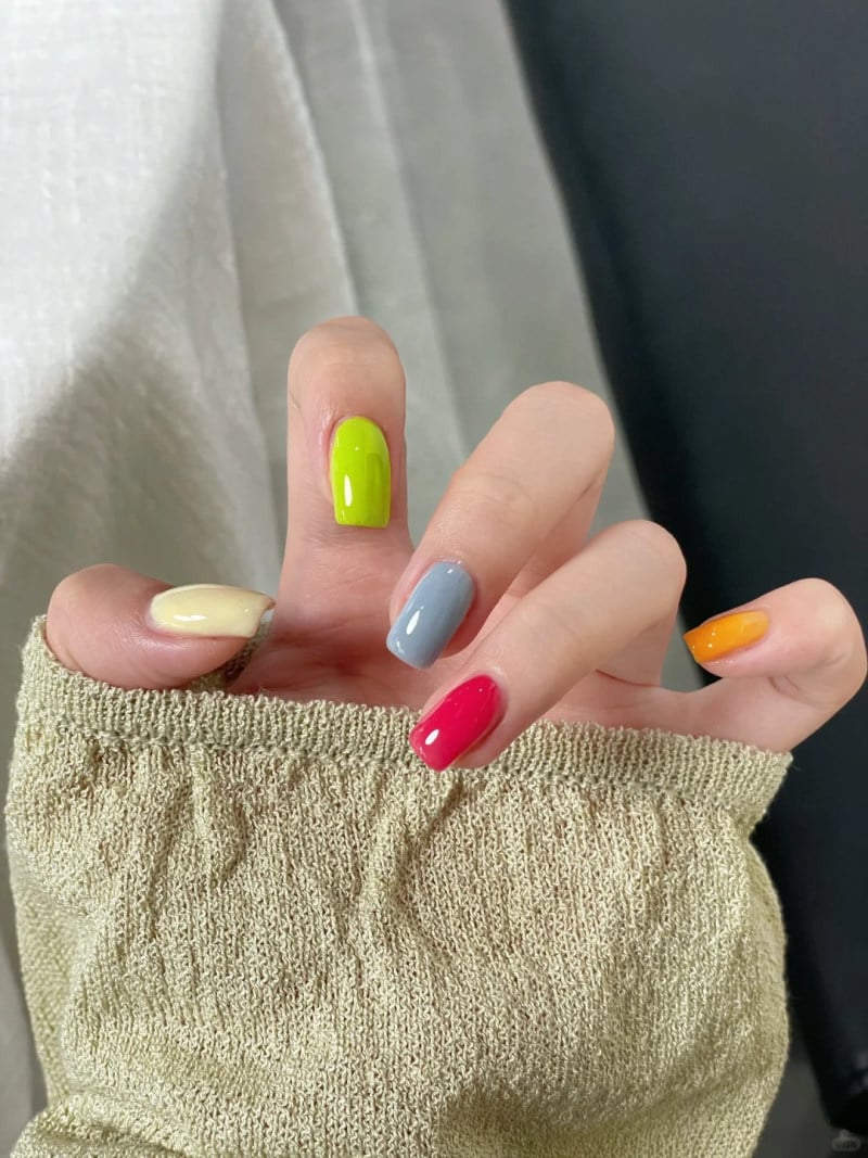 nail nhiều màu