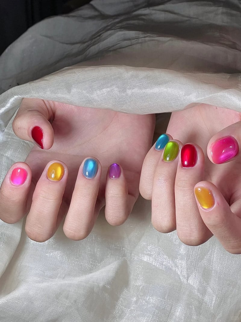 nail nhiều màu