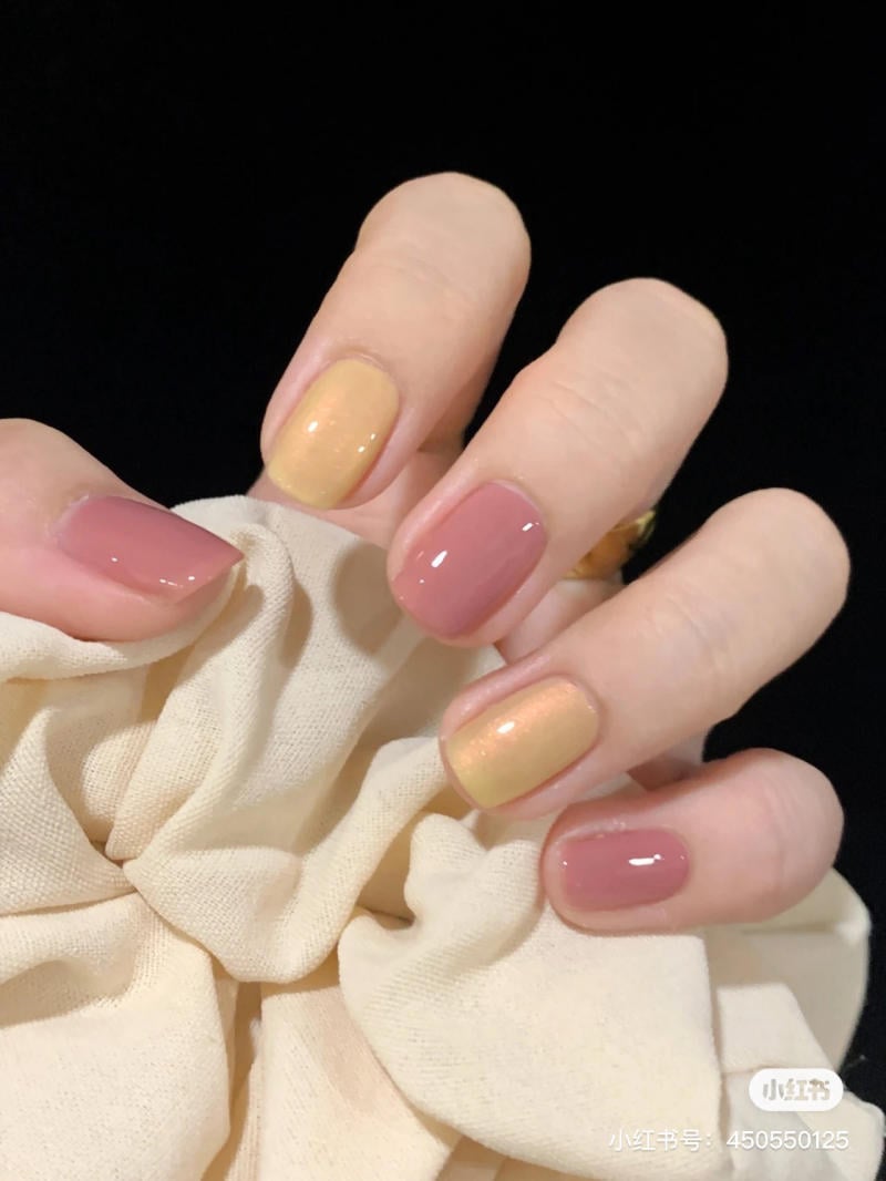 mẫu nail sơn thạch hồng