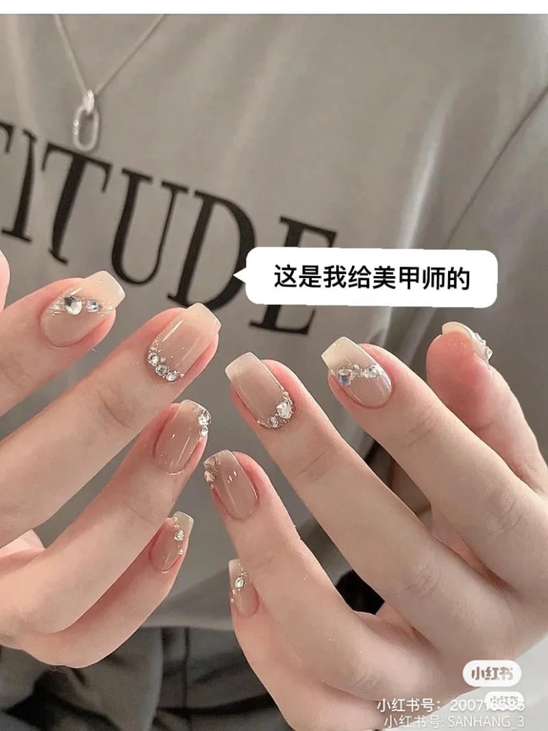 nail đầu năm đỏ