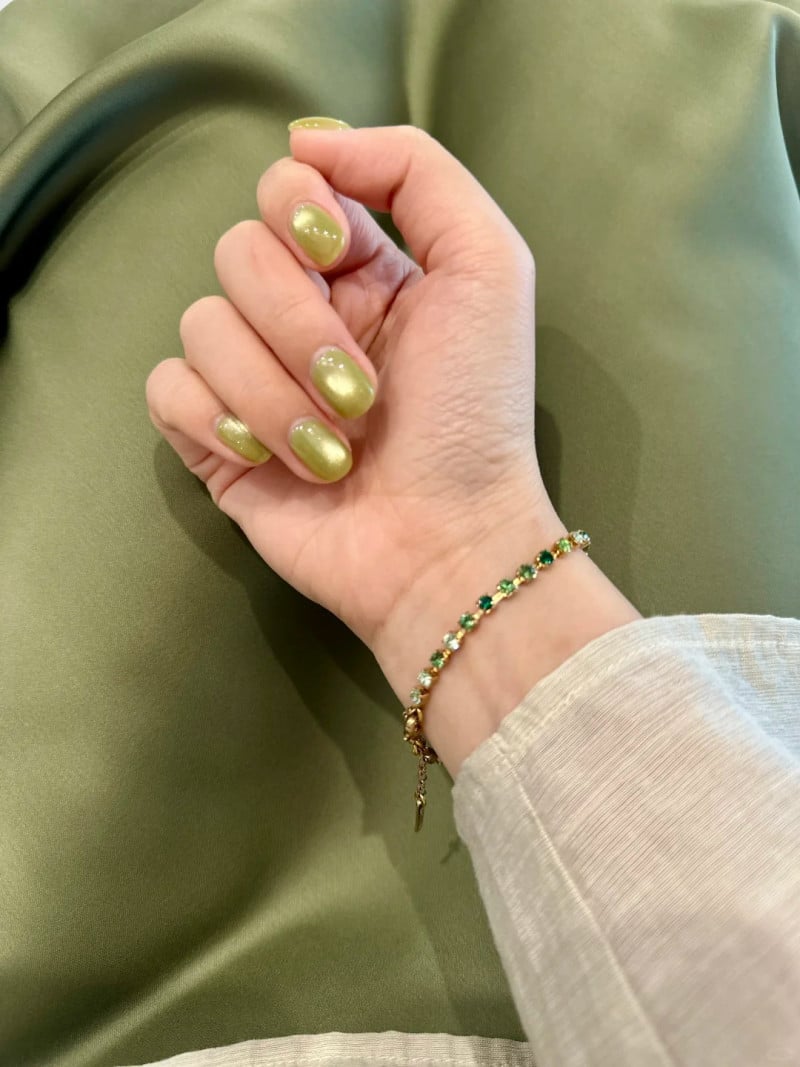 nail xanh bơ