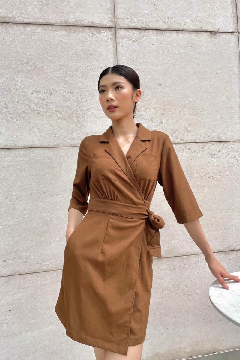 Áo/Váy Kiểu Dáng Quấn (Wrap Style)