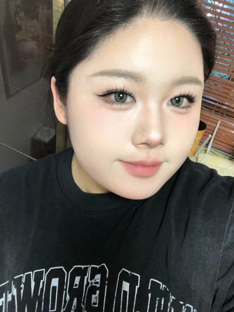 cách đánh má hồng cho mặt tròn