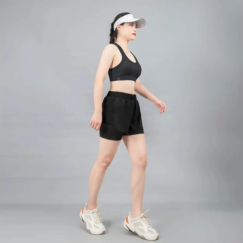 Áo ba lỗ và quần short