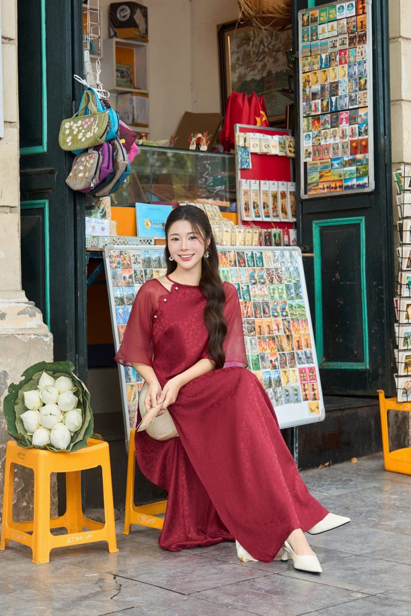 tạo dáng chụp ảnh áo dài