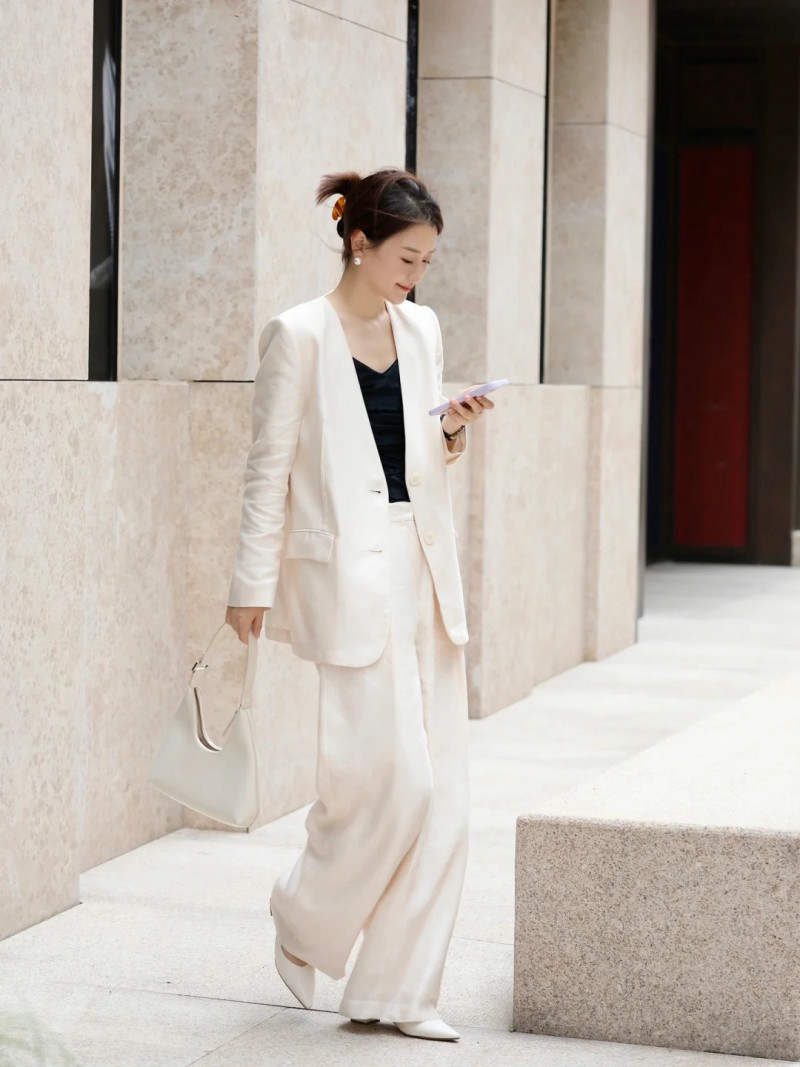 mẫu áo vest nữ không cổ đẹp