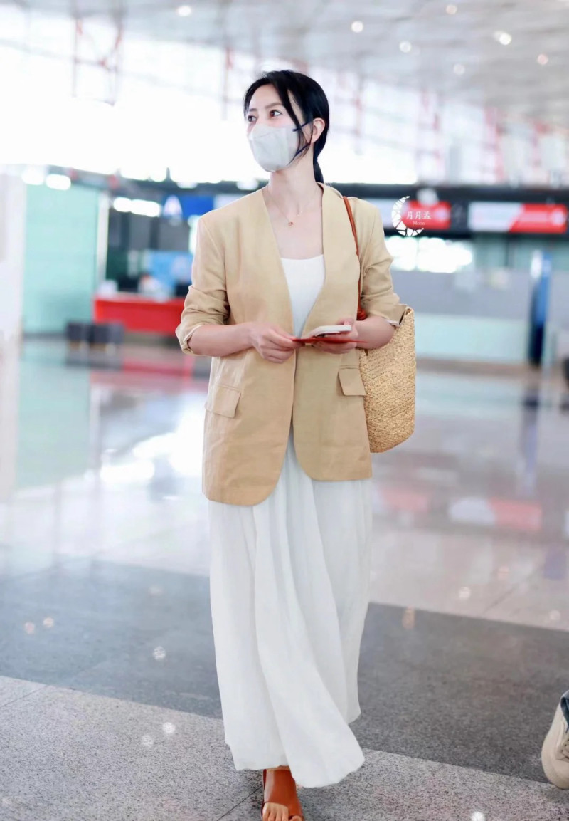 mẫu áo vest nữ không cổ đẹp