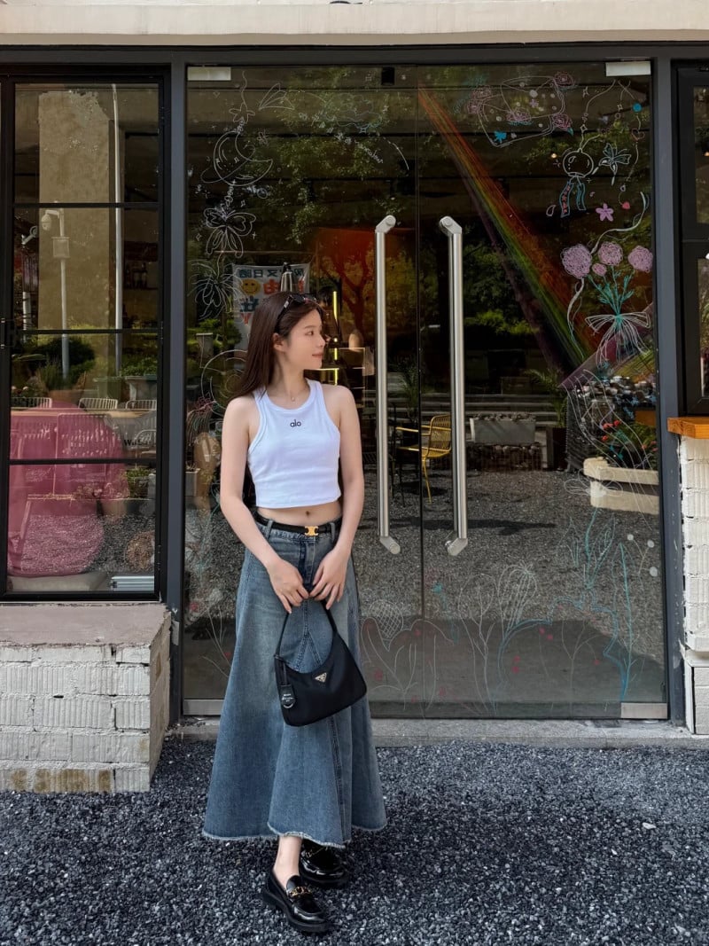 phối đồ với chân váy dài