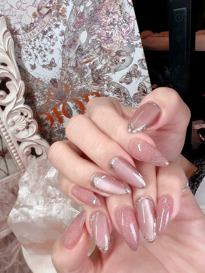 các màu sơn móng tay được ưa chuộng