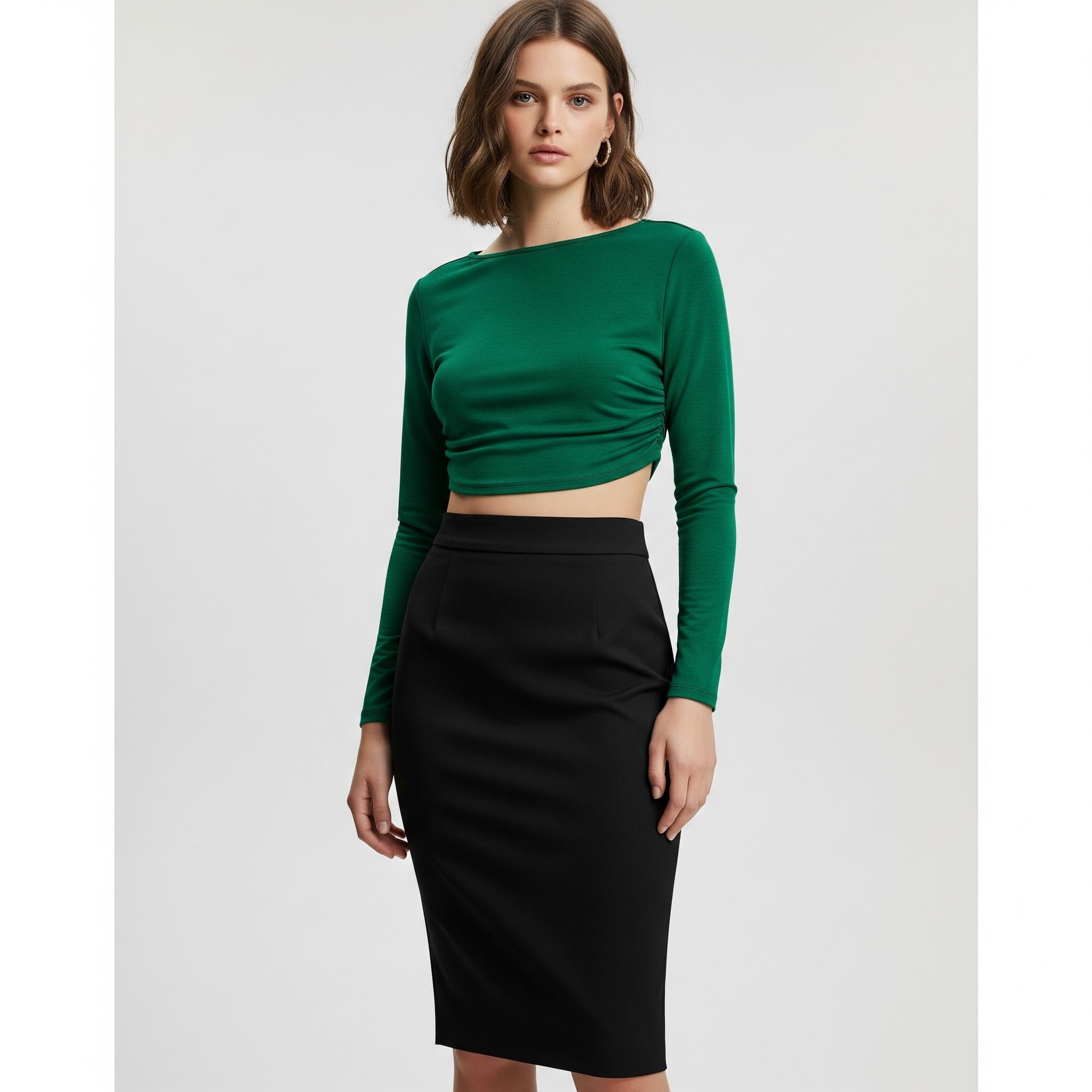 Áo croptop tay dài phối cùng Chân váy bút chì