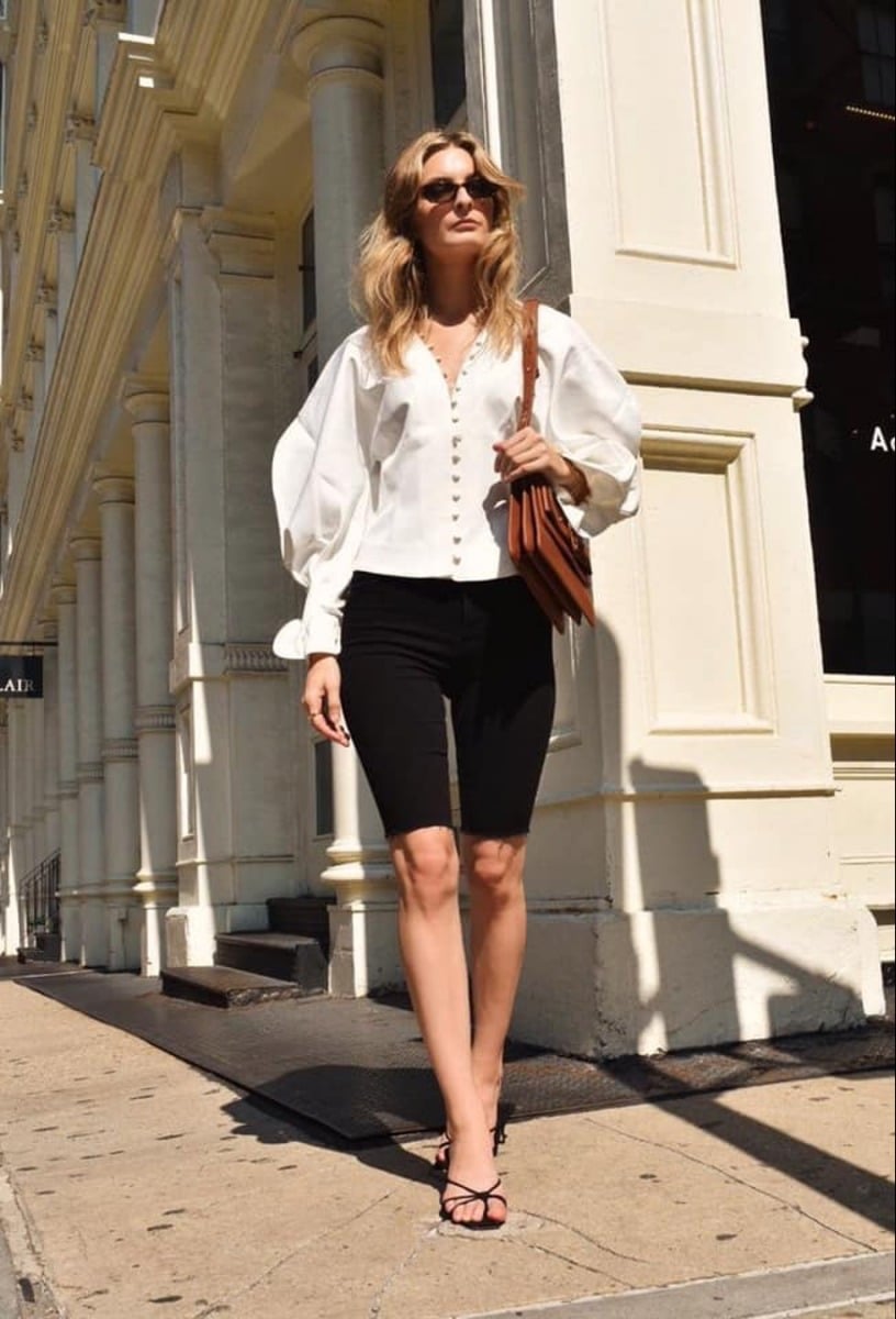 Quần Biker Short + Áo Kiểu Điệu Đà