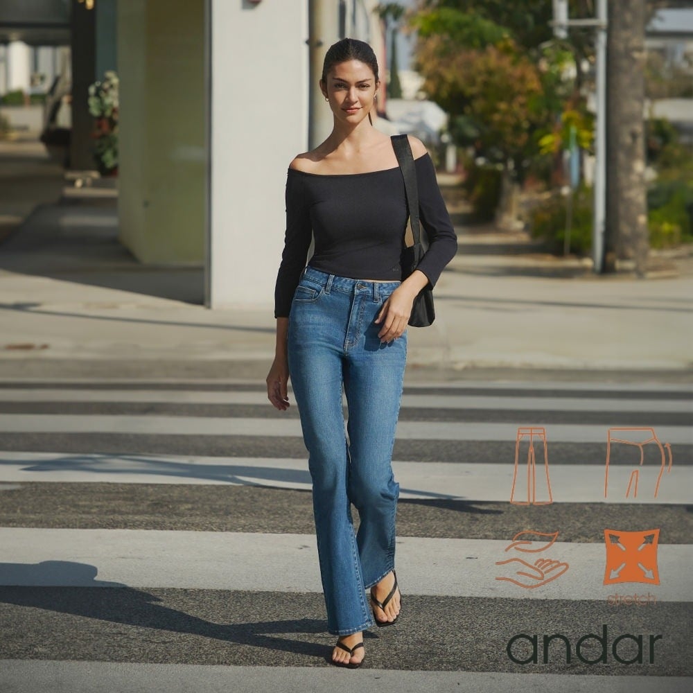 phối đồ với quần Bootcut jeans