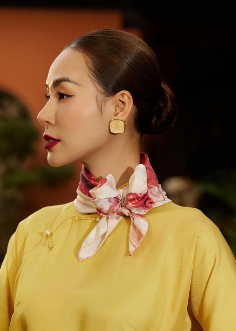 Kiểu quấn quanh cổ một vòng