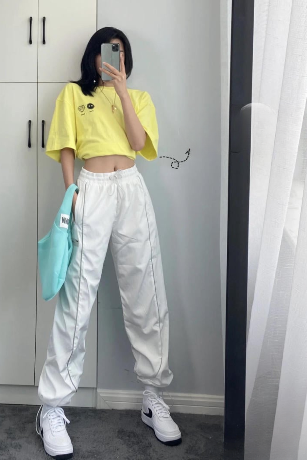 Phong cách streetwear cá tính với quần jogger và quần túi hộp