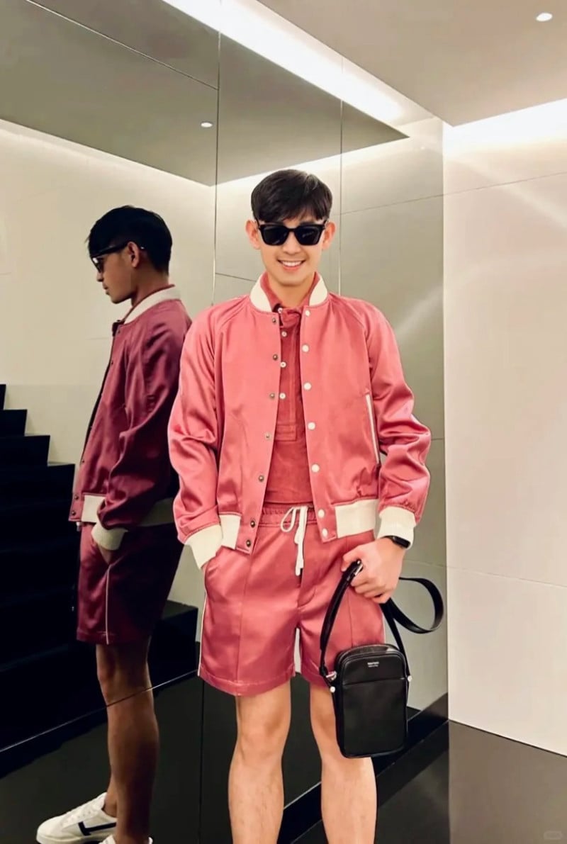 áo phông màu hồng cho nam