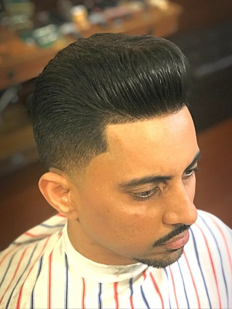 tóc pompadour