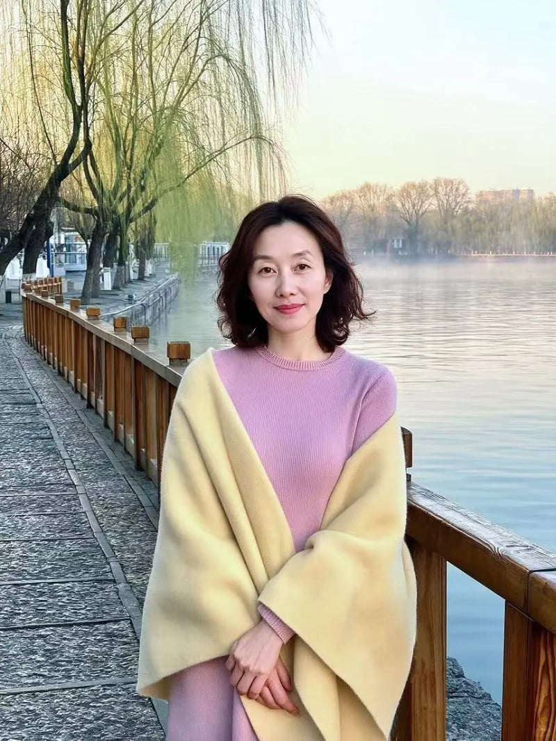 chọn quần áo cho mẹ 60 tuổi