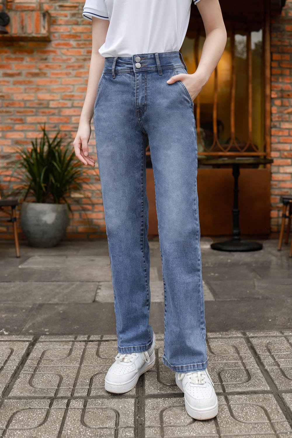 quần jean nữ ống đứng