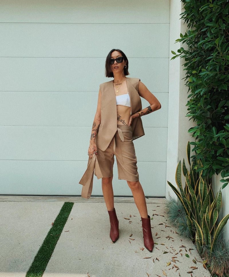 Quần Ngố Ống Suông + Áo Blazer + Boot Cao Gót