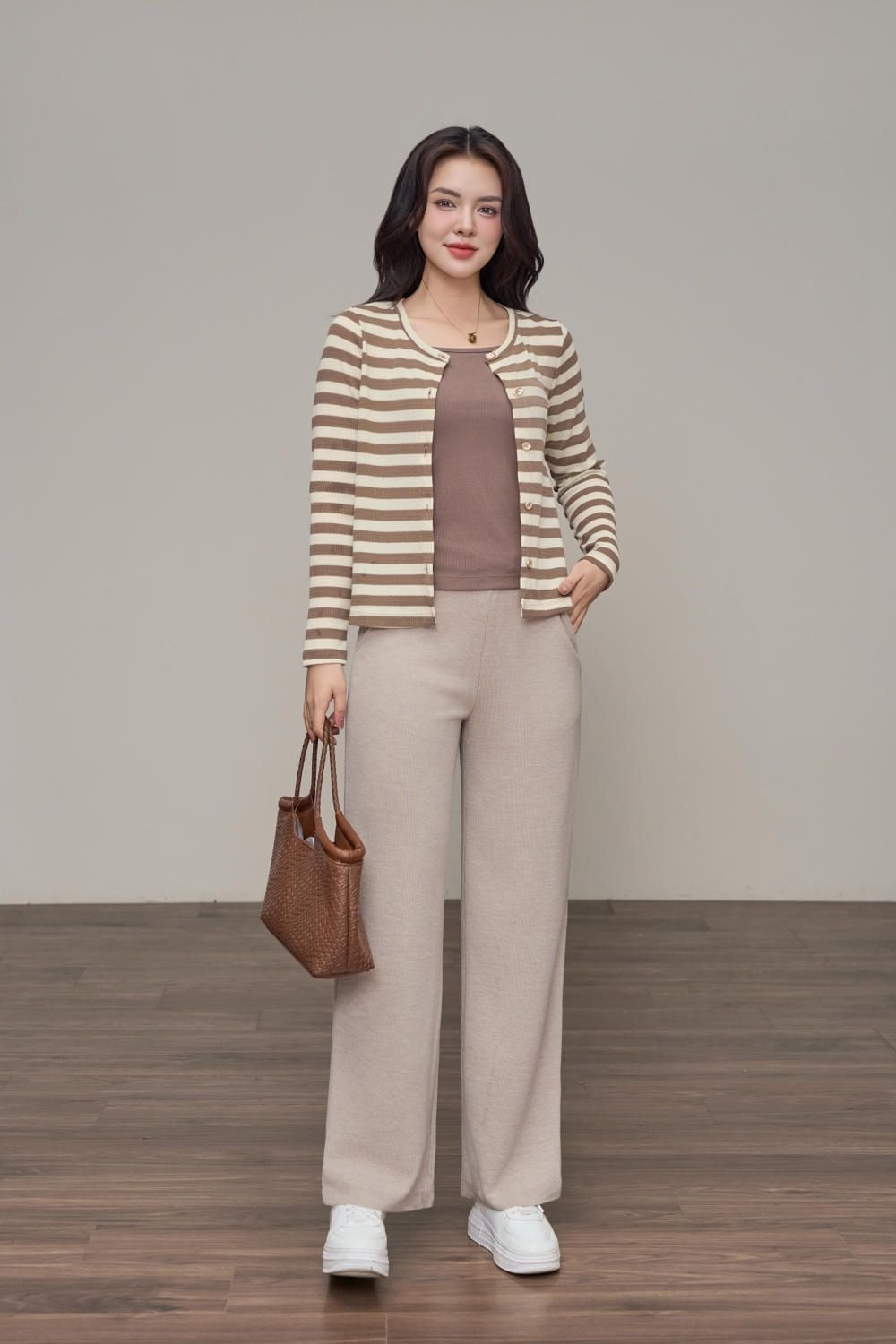 Ấm áp và tinh tế cùng set đồ len dệt kim