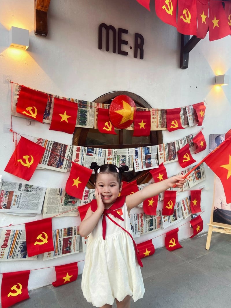 trang trí quốc khánh 2/9