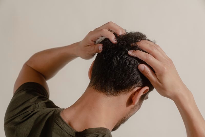 rụng tóc nhiều ở nữ la thiếu chất gì