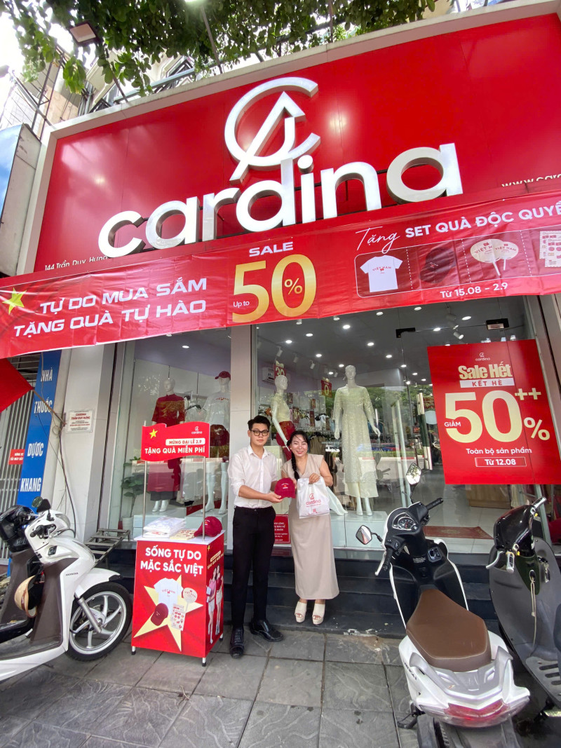 điểm phát nước miễn phí diễu binh 2/9 tại Hà Nội